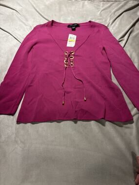 NWT Cable & Gauge Women Size Medium Fushia Pink Tight Knit Sweater Pullover Top